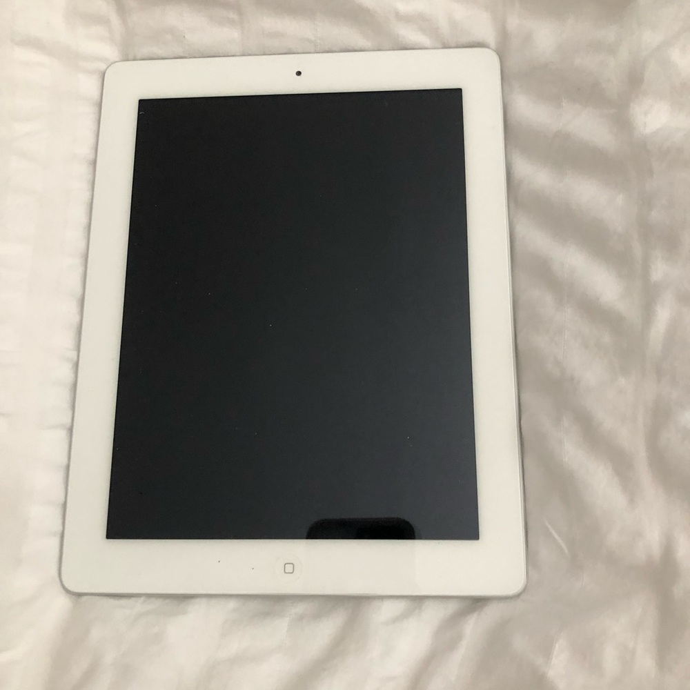 Apple Ipad (3rd Generation)